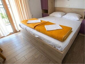 Room - Cozy Starigrad Apartment for 4 (Starigrad)