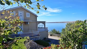 Apartment | Property grounds