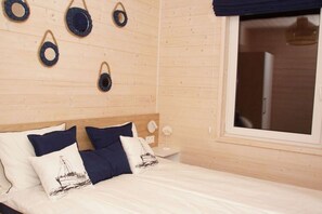 2 bedrooms, individually furnished, bed sheets - Perfectly Equipped Holiday Homes, air Conditioning (Mielno)