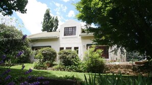 Exterior - The Gate Guesthouse (Clarens)