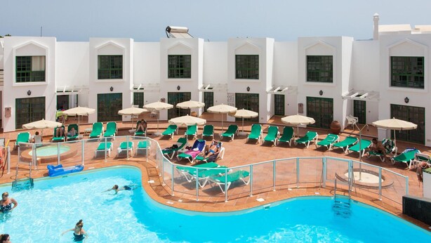 Pool - TAO Caleta Playa, Corralejo (La Oliva)
