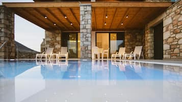 House | Pool | Indoor pool, outdoor pool