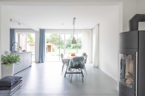 House | Living room - Ferienhaus im Fischerdorf Tonning (Toenning)