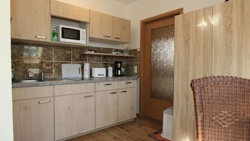 Căn hộ | Bếp riêng | Lò vi sóng, bếp nấu