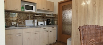 Apartment in Luckaitztal-gosda With Parking