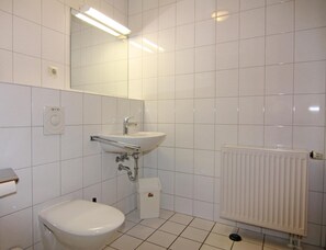 Apartment | Bathroom