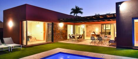 House | Pool | Indoor pool, outdoor pool