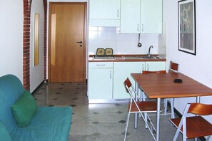 Apartment | Private kitchen | Highchair