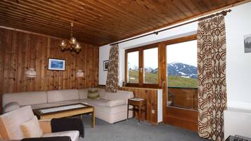 Apartment | Living room