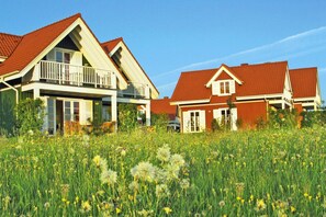 House | Exterior - Holiday Village Mamry Directly on the Lake in Trygort (Wegorzewo)