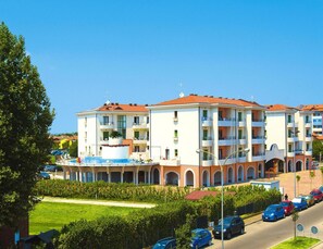 Apartment | Exterior - Holiday Flat Galeria Gran Mado in Caorle (Caorle)