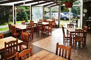 House | Dining