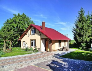 House | Exterior - House in Wiejkowo Near Szczecin Lagoon (gmina Wolin)