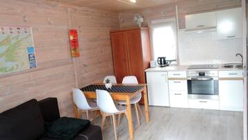 House | Private kitchen | Electric kettle, toaster