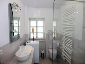 Apartment | Badezimmer | Handtücher