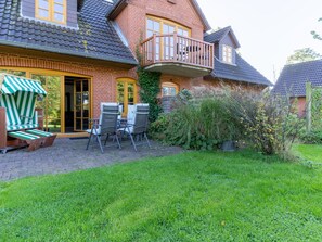 House | Balcony - Landhaus in Vollerwiek (Vollerwiek)