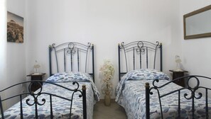 Apartamento | 2 quartos, individualmente mobiliados