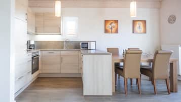 House | Private kitchen | Highchair