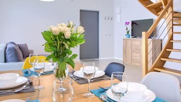 House | Tempat makan