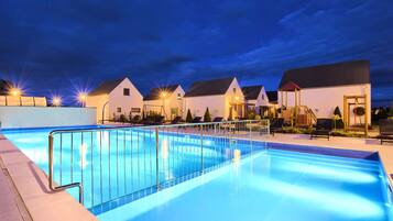 House | Pool | Outdoor pool, a heated pool