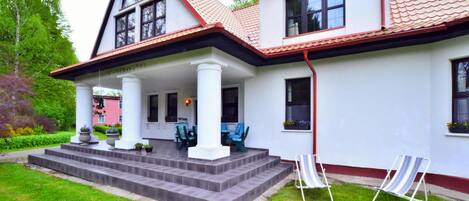 Villa | Exteriör