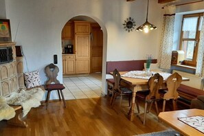 Apartment | Dining - Ferienwohnung in Viechtach (Viechtach)