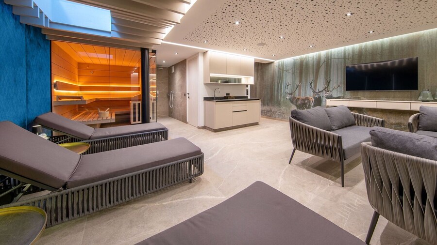 Apartment in Bramberg With Mountain Views