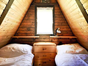House | 2 bedrooms, individually furnished - Hut Near Lake Traboch and Eisenerz Alps (Kammern im Liesingtal)