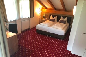 Apartamento | 2 quartos, individualmente mobiliados, roupa de cama