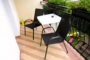 House | Balcony - Rewal Getaway Home Near Baltic Coast (Rewal)