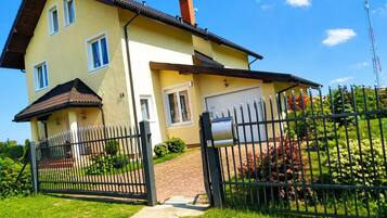 House | Bahagian luar