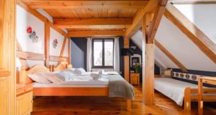Large Holiday Villa in the Countryside in Belczna