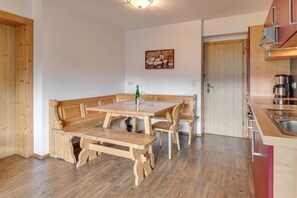 Departamento | Cocina privada | Periquera 