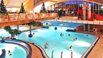 House | Pool | Outdoor pool