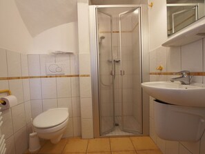 House | Bathroom - Ferienhaus in Wernigerode mit Gemeinschaftspool (Wernigerode)
