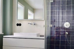 Apartment | Badezimmer | Handtücher