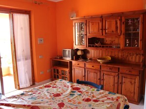 Apartament | 2 dormitoris, mobiliari individual i roba de llit 