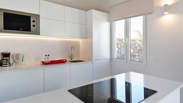 Bungalow | Private kitchen | Highchair