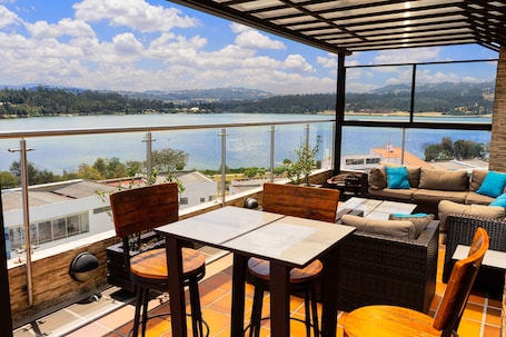 Terrace/patio. Samakwa Hotel Boutique