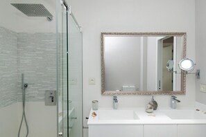 Apartment | Badezimmer