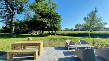 Etang de la Cense de Lalouette | Terassi/patio