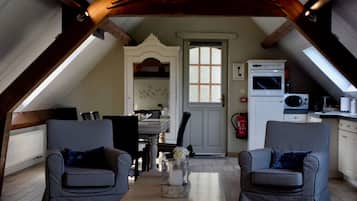 Tour de la Cense de Lalouette | Cuisine privée | Grand réfrigérateur, micro-ondes, grille-pain, congélateur