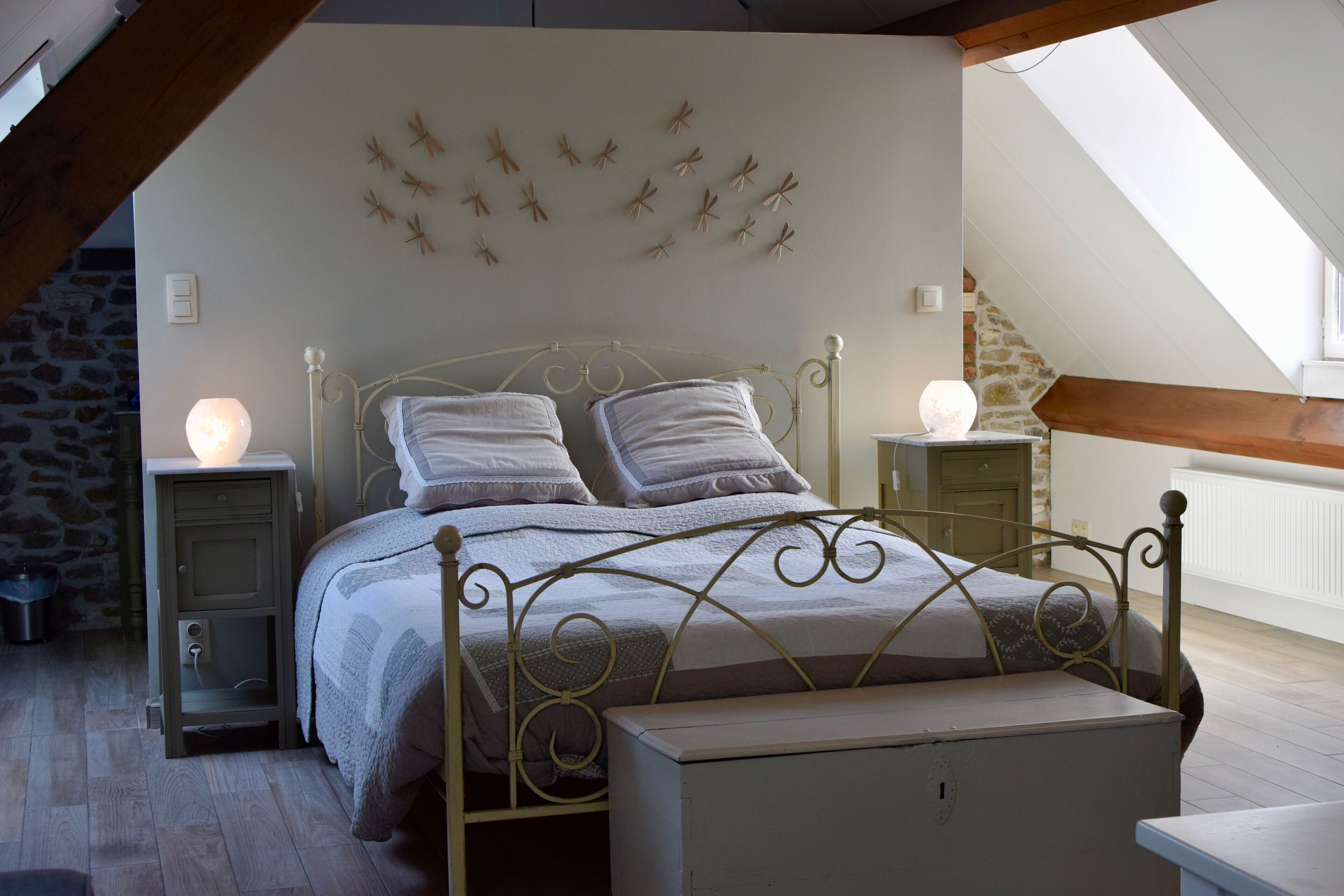 Tour de la Cense de Lalouette | Free cots/infant beds, free WiFi, bed sheets