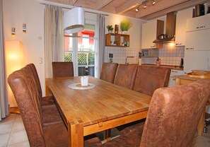 House | Dining