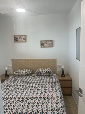 1 bedroom - Faro's Retamar Cuddly Nest for 2 (Almeria)