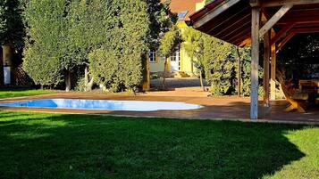 Rumah | Kolam renang | Kolam renang indoor dan kolam renang outdoor
