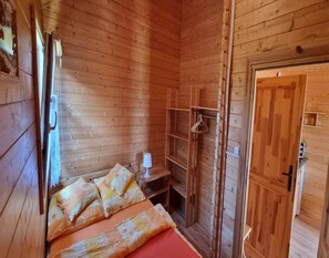 Ferienhaus | 2 Schlafzimmer, individuell eingerichtet, Bettwäsche