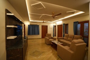 Luxury Apartment | Living area