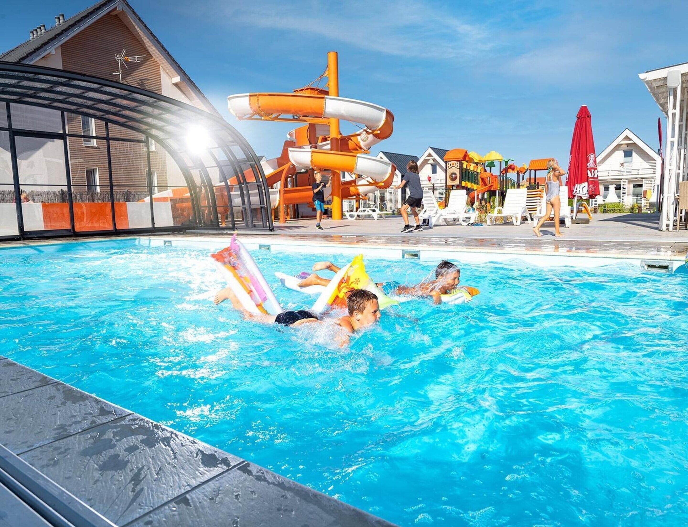 Apartment | Pool | Outdoor pool