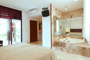 House | 3 bedrooms, individually furnished - Holiday Home in Puerto Rico With Garden (Mogan)